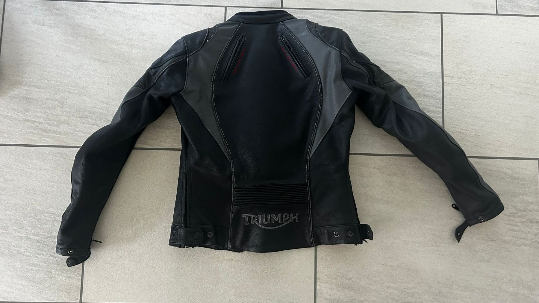 Triumph Giacche: Motorradjacke Damen – Usato da hüntwangen venduto da Greni 2