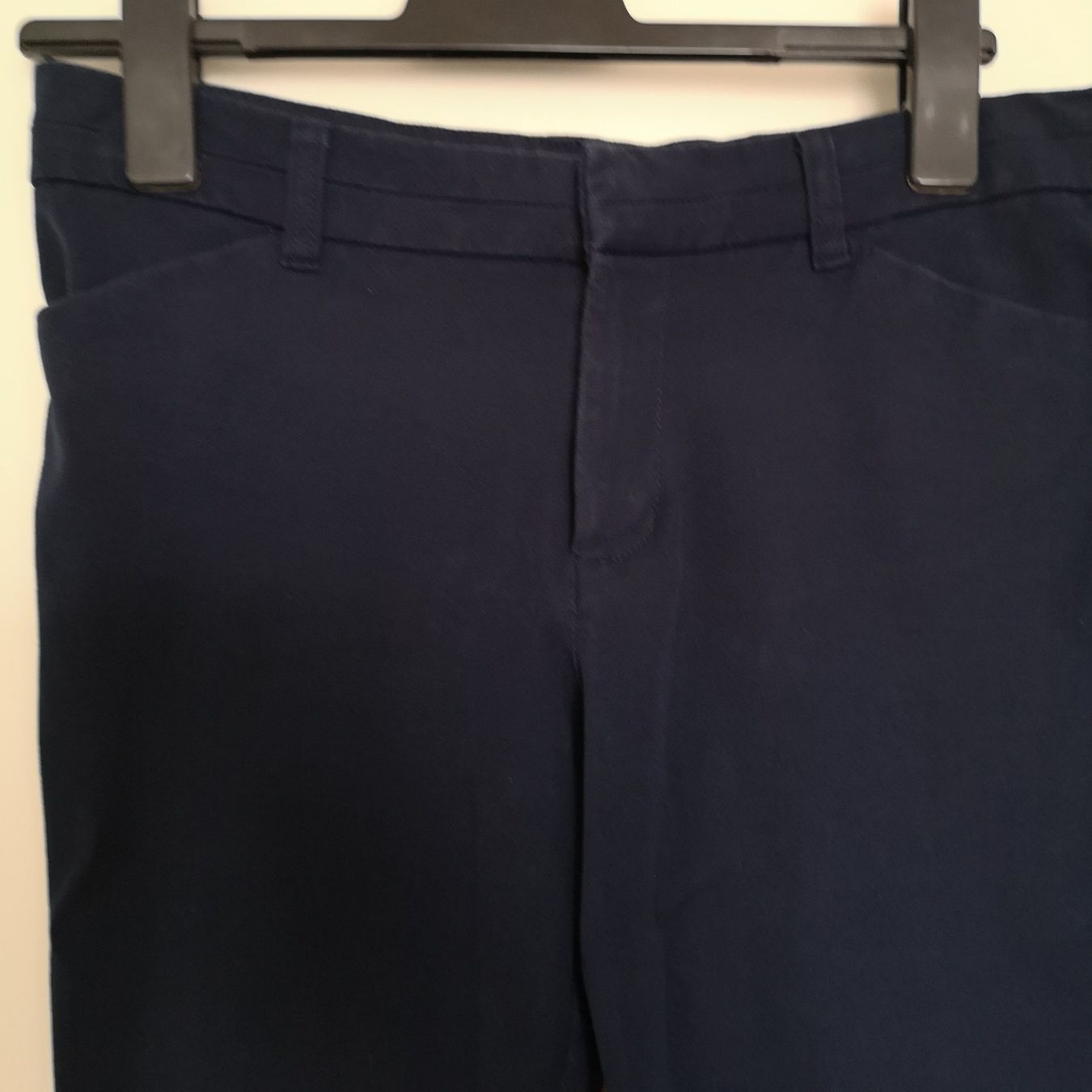Gap Pantaloni: GAP Hose dunkelblau Gr. 38/40 – Usato da Baar venduto da caflemma 1