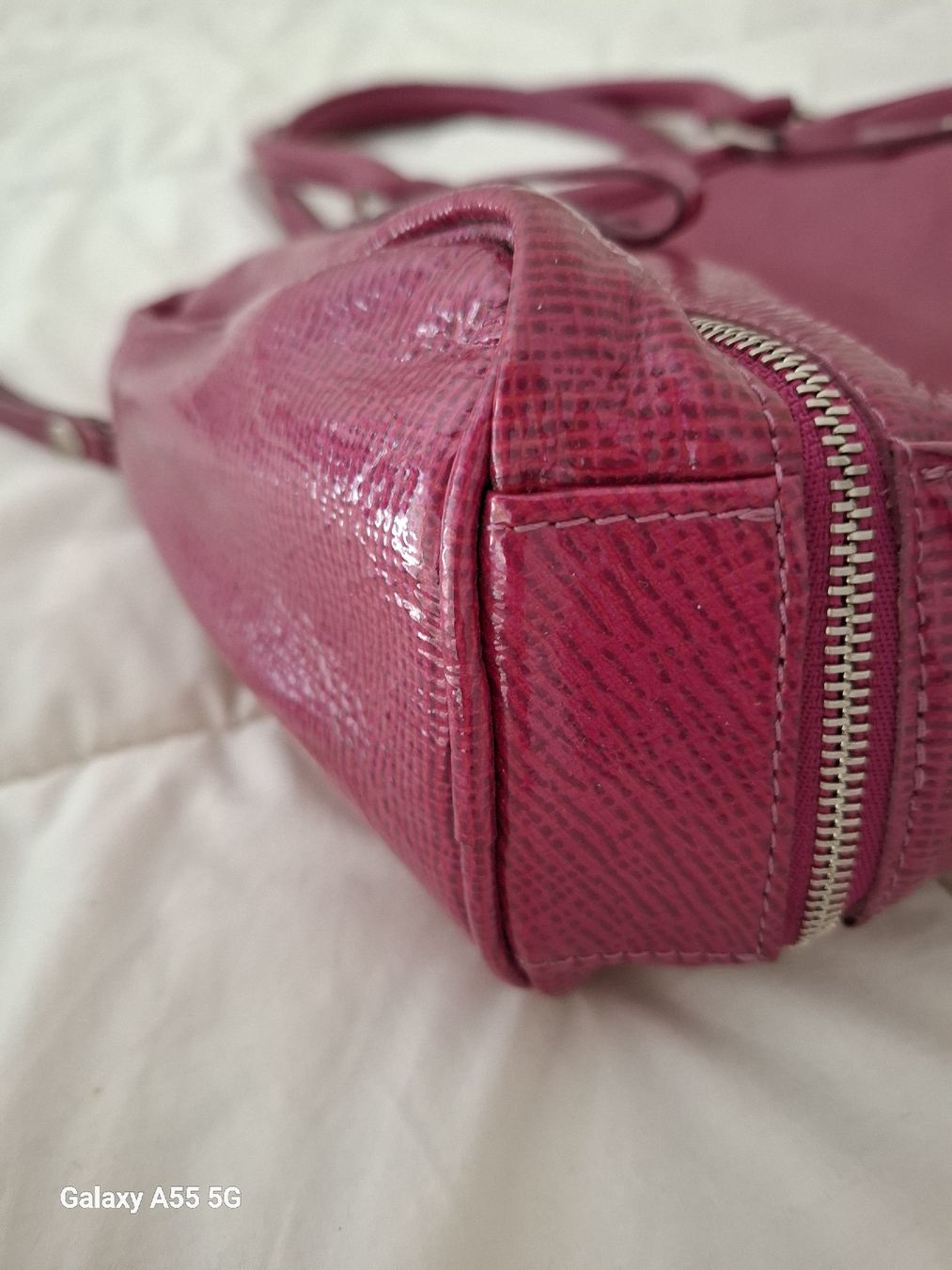 Longchamp Borse da donna: Sac à main Longchamp rose en cuir vernis – Usato da Payerne venduto da wardi11 4