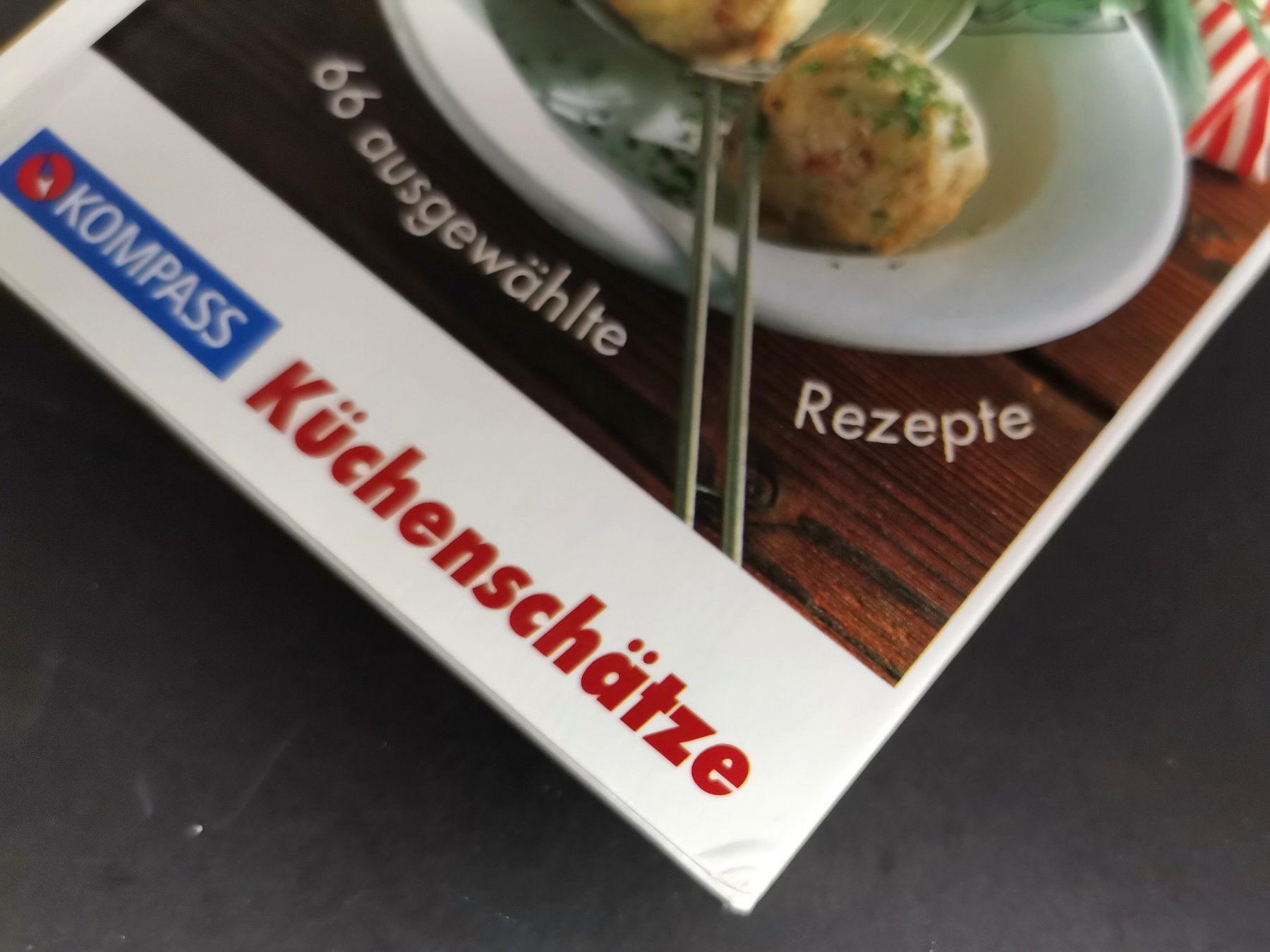 Libri: BUCH Die beliebtesten Knödelrezepte – Usato da Schaffhausen venduto da Restwert_SH 3