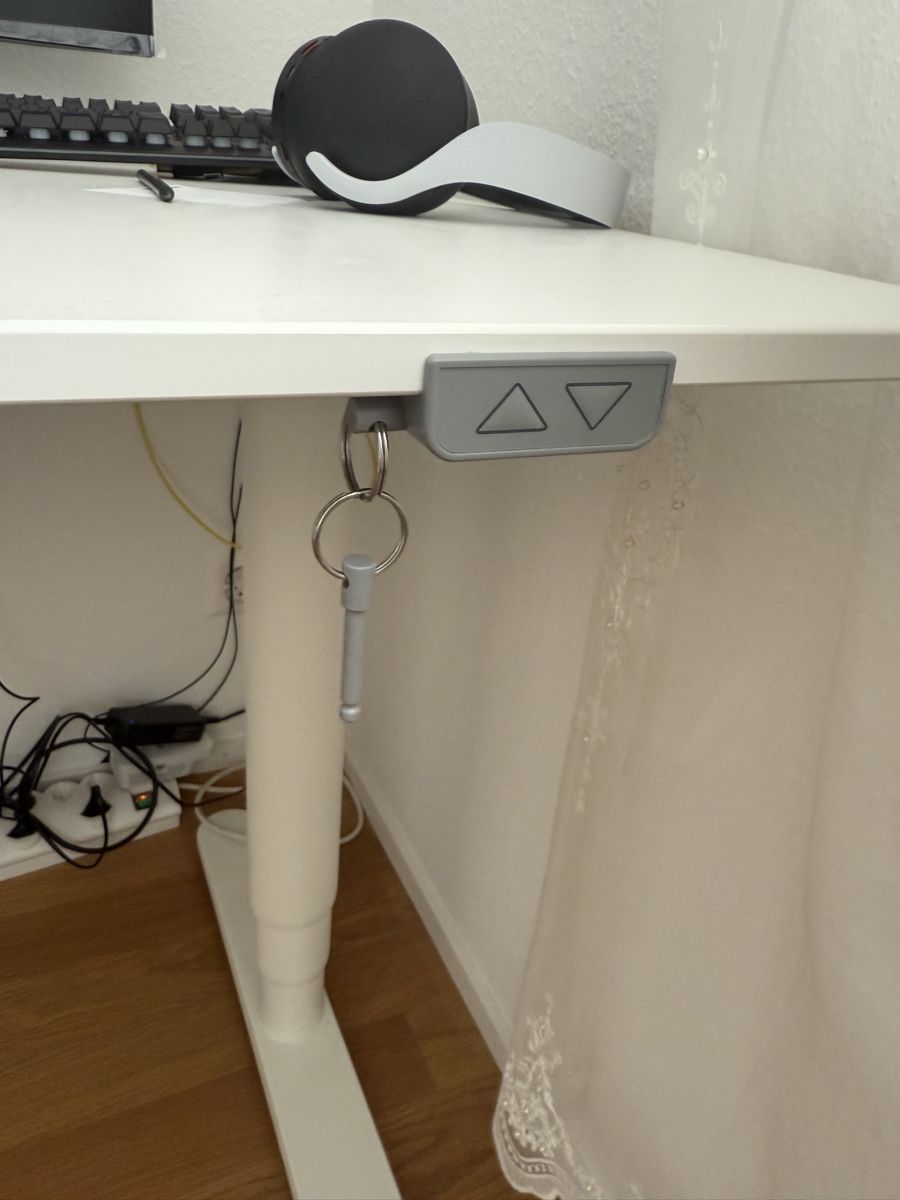 Ikea Scrivanie: Stehtisch inkl Stuhl – Usato da Steinhausen venduto da Elif.Guerbuez 2