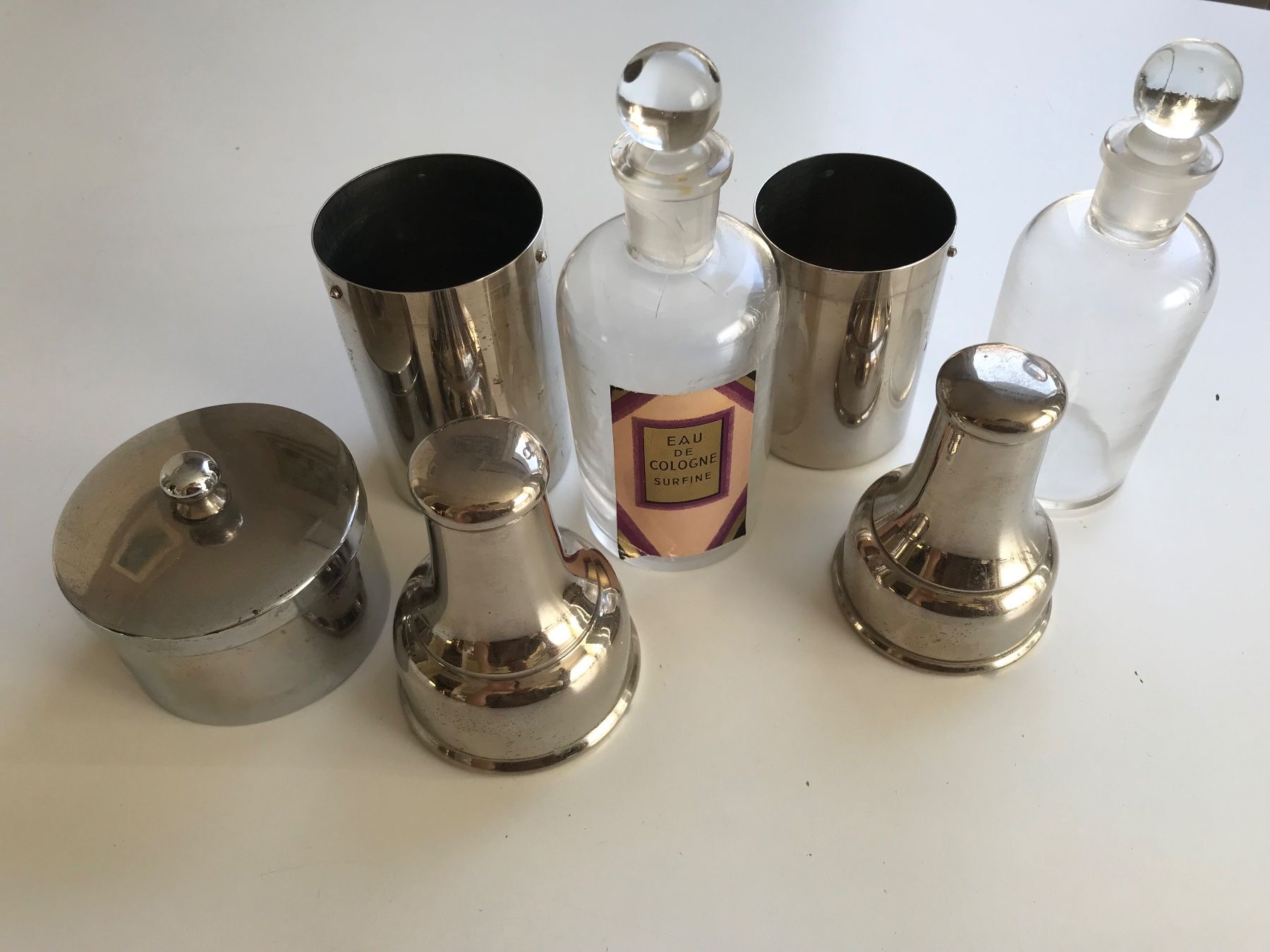 Flacons: Anciens flacons de voyage – Gebraucht aus Villeneuve VD von sim_q5hp 3
