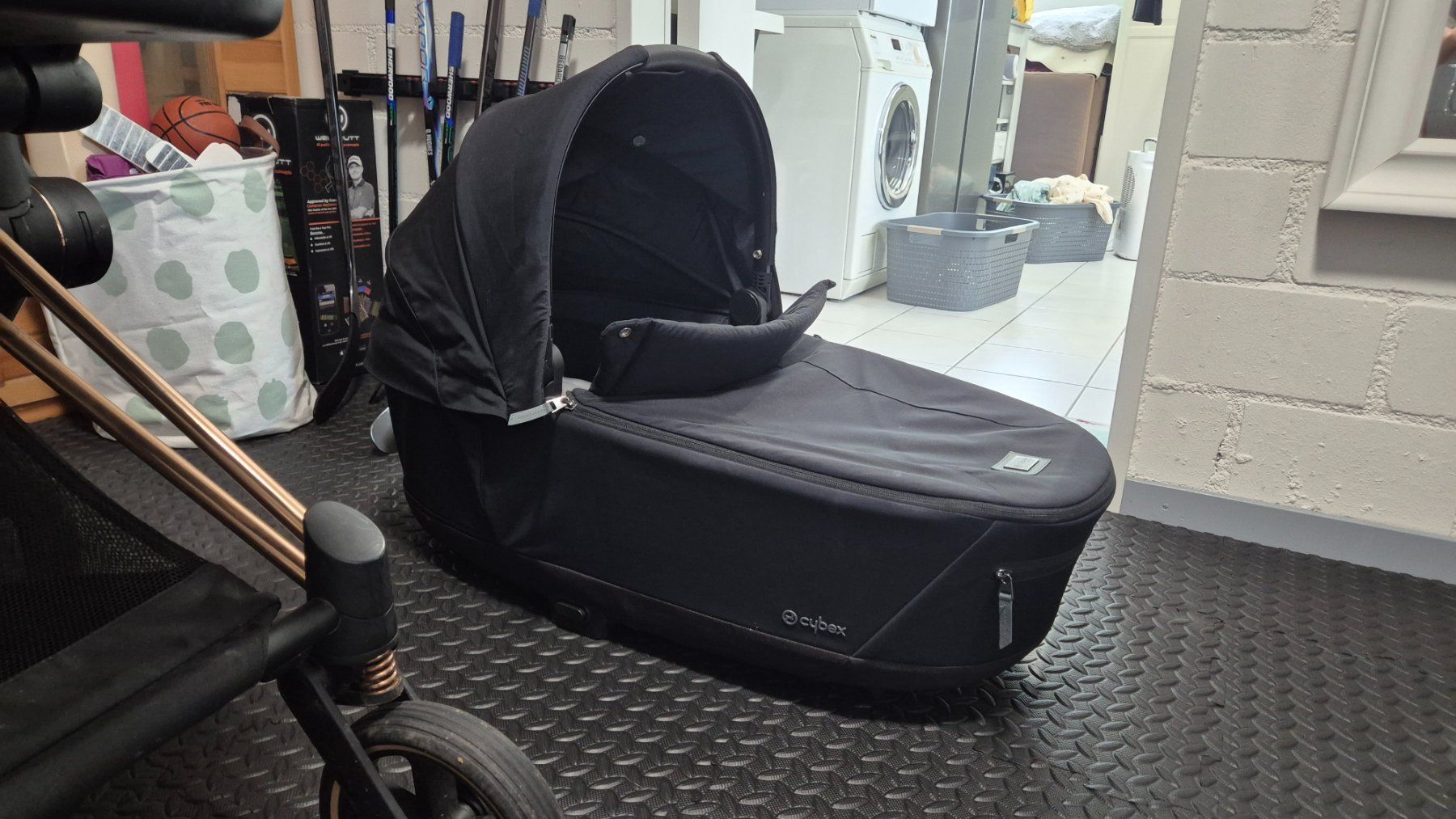 Cybex Carrozzine: Kombikinderwagen e-PRIAM Comfort Bundle rosegold / schwarz – Usato da hünenberg venduto da jessica8709 7