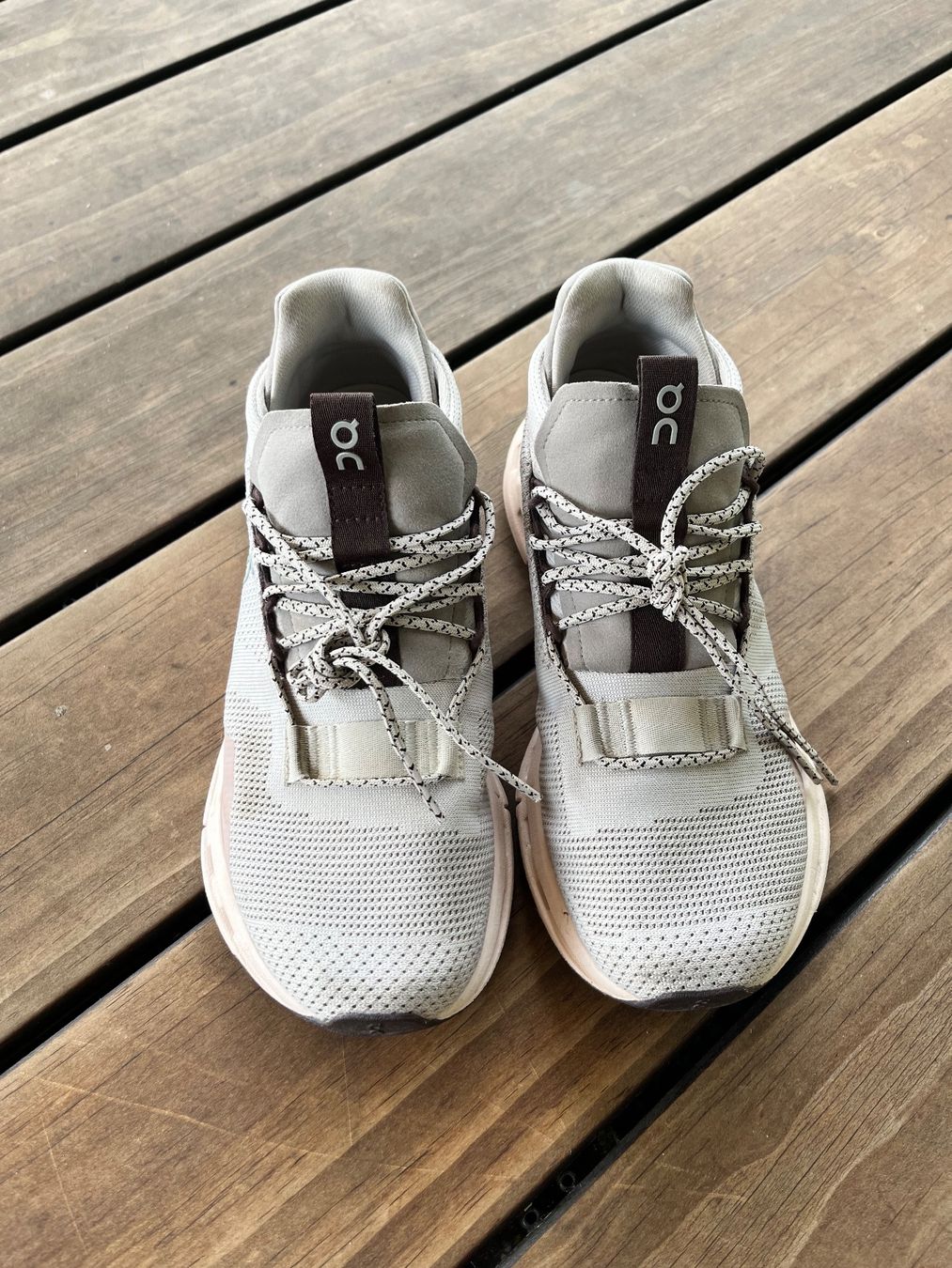 On Chaussures femmes: ON Cloud Nova Gr. 38.5, Hellgrau – D'occasion à Oberweningen par mpfister01