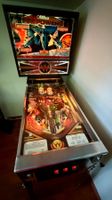 Williams Firepower II Flipperkasten aus dem Jahr 1983