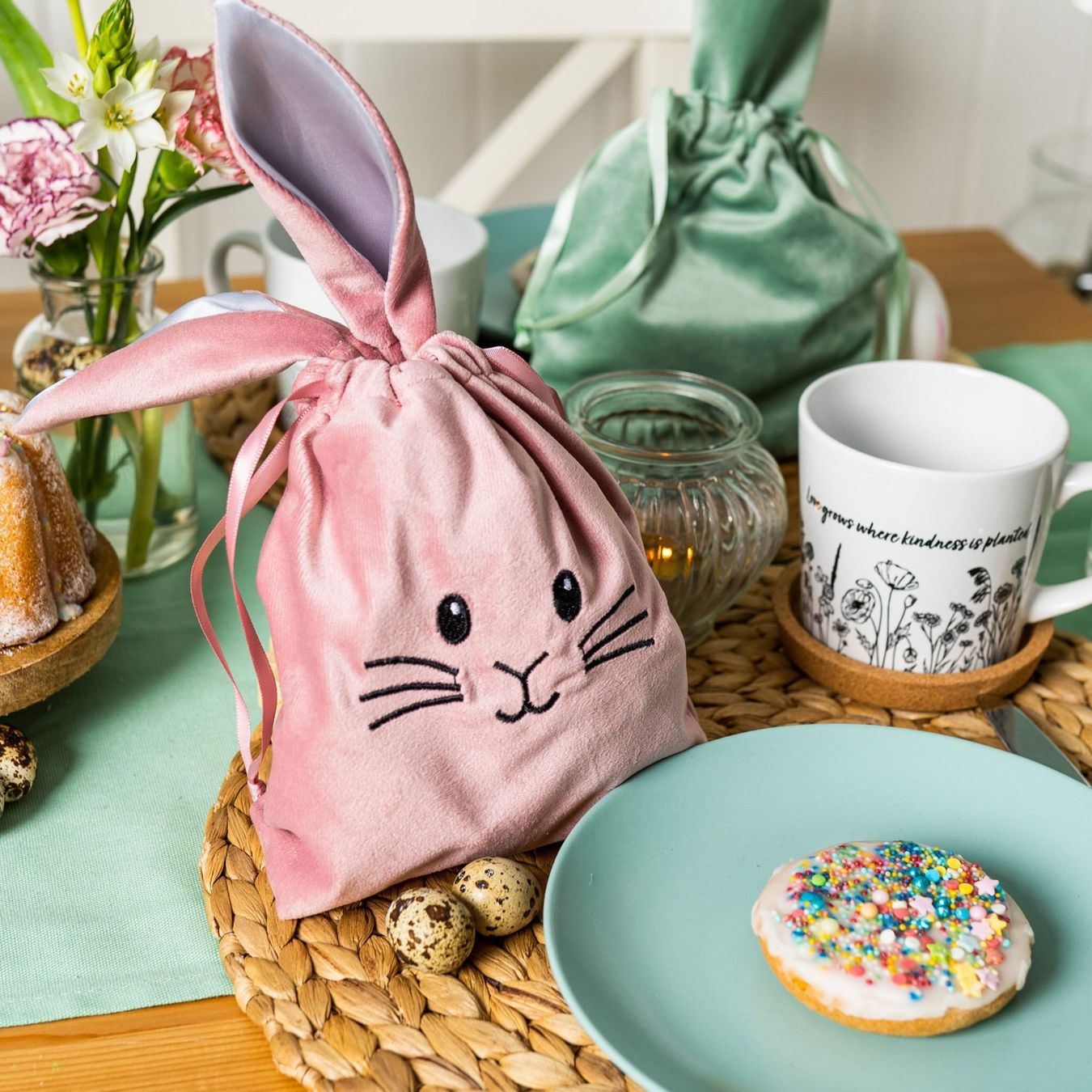 Alle Dekorationen: 3 Geschenksäckchen zu Ostern aus Samt – Neu und originalverpackt aus Walenstadt von Trend-24 4