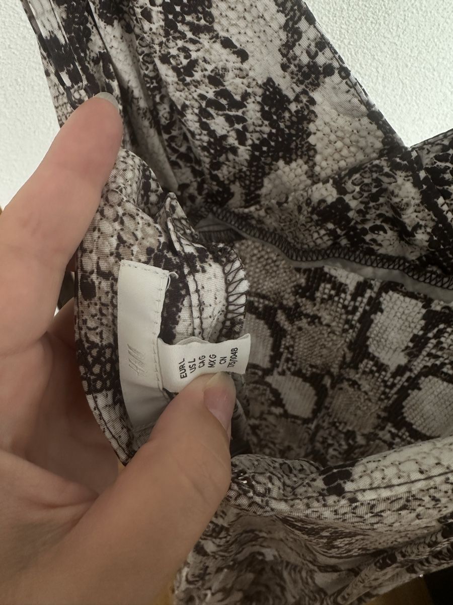 H&M Vestiti: H&M dress L – Usato da Näfels venduto da Siljab 4