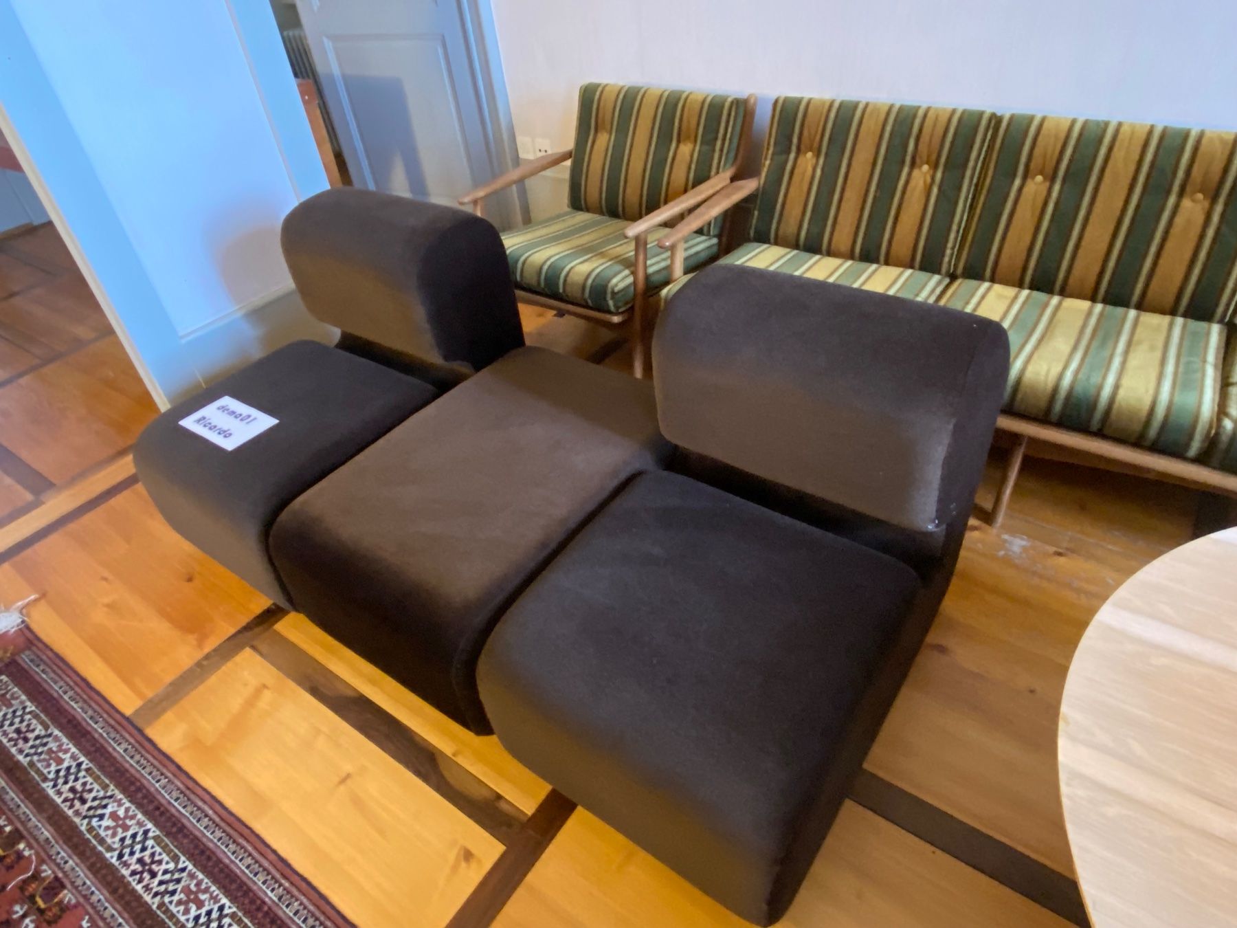 Fauteuils: Superbe ensemble canapé / fauteuils années 70 – D'occasion à Longirod par dema01 1