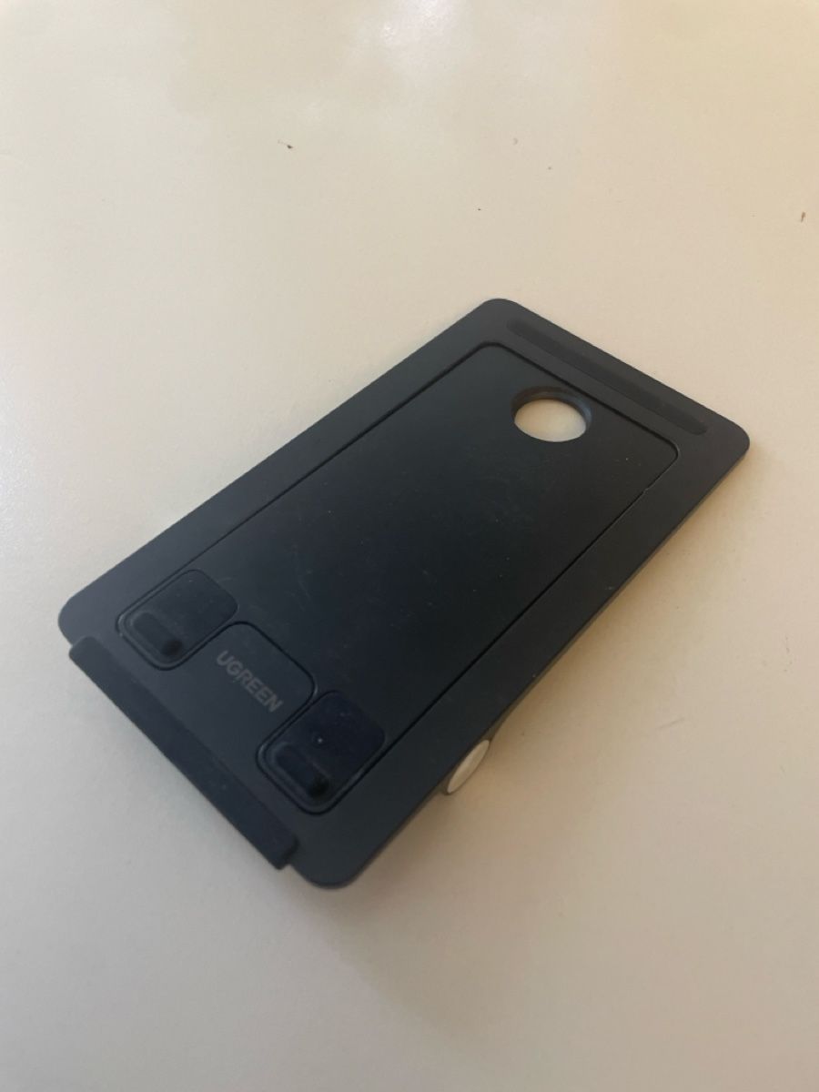 Ugreen Altro in Decorazioni & Accessori: Support smartphone pliable Ugreen – Usato da Uvrier venduto da SzymonClivaz 1