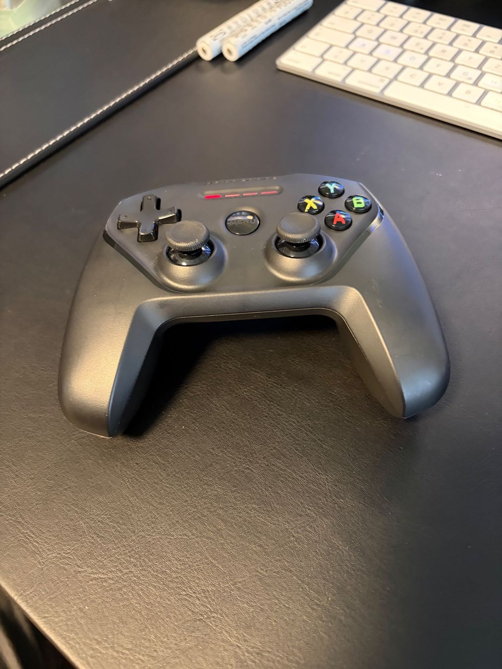 Steelseries Controller: Steelseries Controller Nimbus Bluetooth für Apple Produkte – Usato da spreitenbach venduto da starion05 3