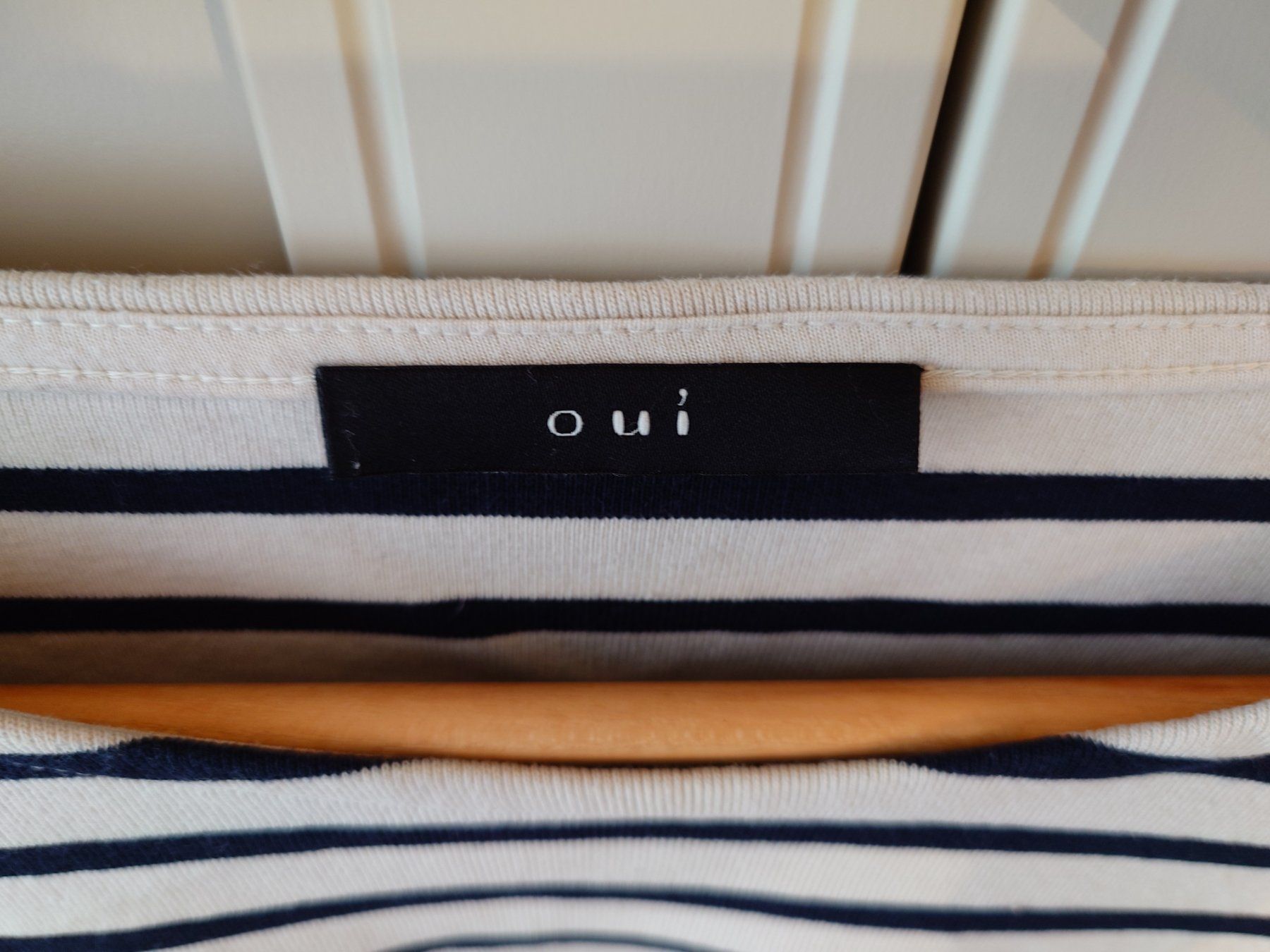 Maglioni & Felpe: Pullover mit Aufschrift "Oui Oui" | beige/dunkelblau | S – Usato da Muri AG venduto da komich4 2