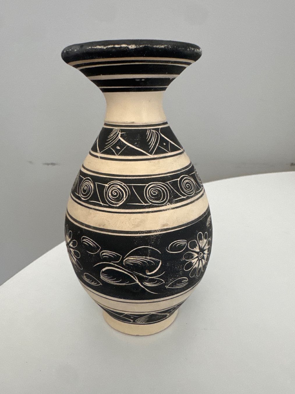 Vasi & Recipienti: Keramik Vase Moses Cyprus mit Mustern – Usato da Dietlikon venduto da HighspeedUmzug