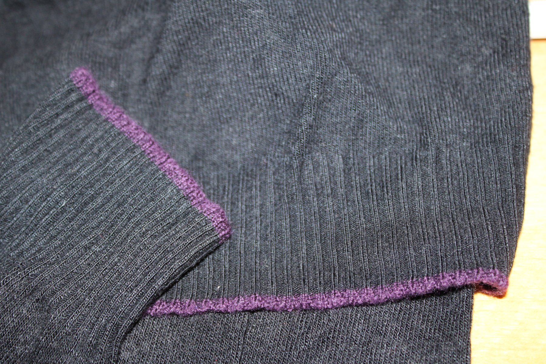 Maglioni & Felpe: Pullover – Usato da Schaan venduto da antikes_und_kurioses 7