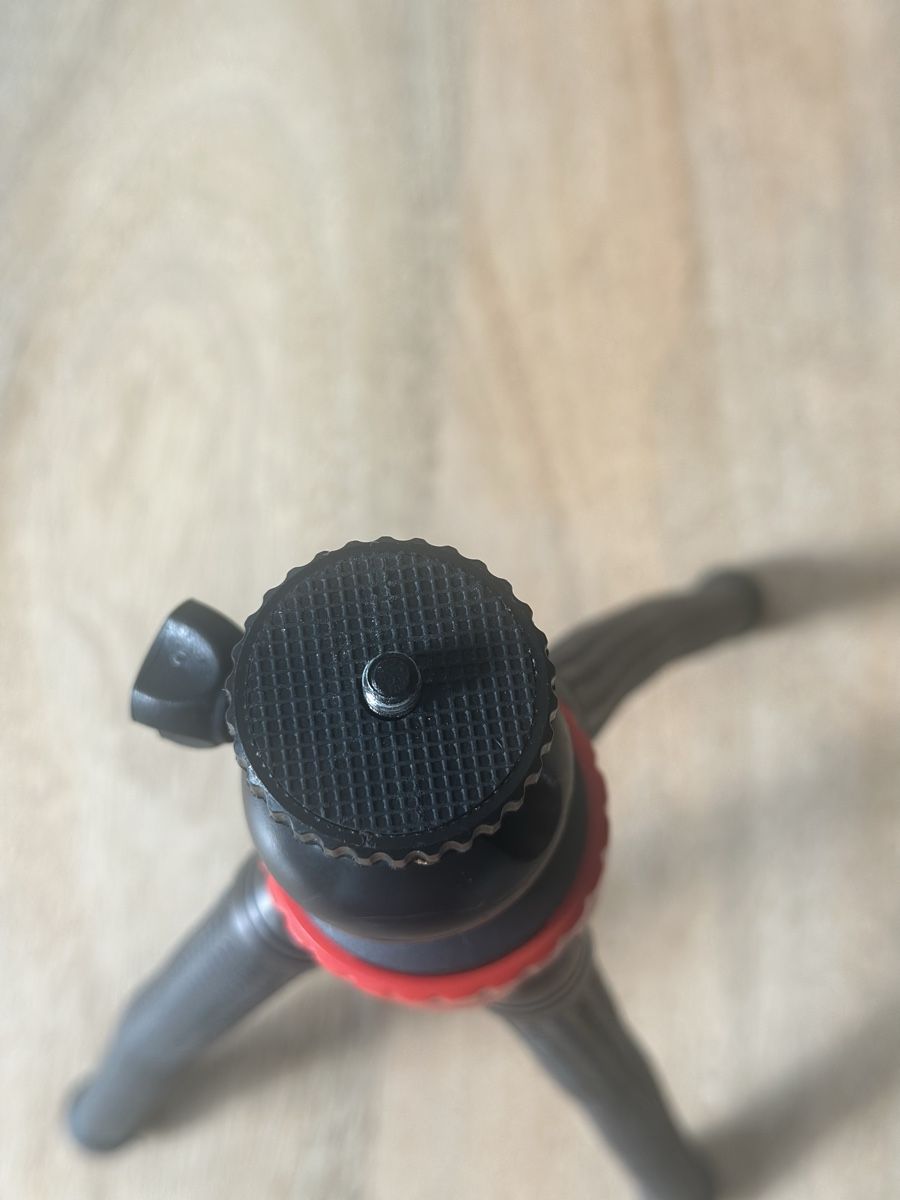 Treppiedi & Teste: Mini Stativ mit Kugelkopf schwarz rot – Usato da Thalwil venduto da joh_krt6 3