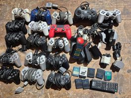 ​Riesen Gaming Konvolut – PS1 PS2 PS4 Controller Set + Memor