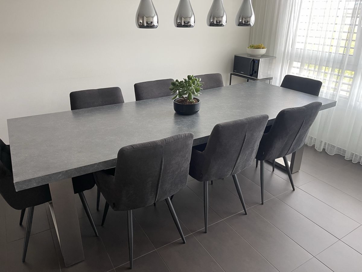 Stühle: 8 Essstühle Anthrazit/Grau – Gebraucht aus Rheinfelden von gentiib