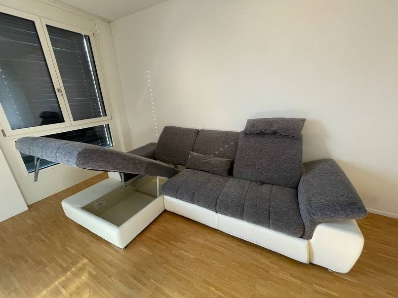 Conforama Divani: 3er Set: Schlaf-Sofa mit TV-Möbel & Couchtisch – Usato da Zürich venduto da Quietschy 1