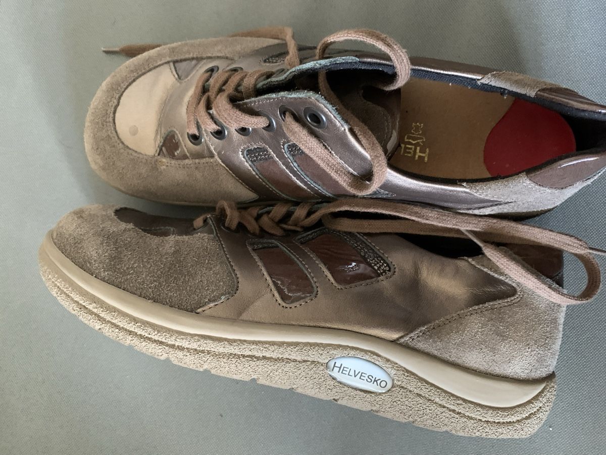 Helvesko Damenschuhe: Helvesko Schuhe gr 37 – Gebraucht aus Gutenswil von Bregenzer8610 1