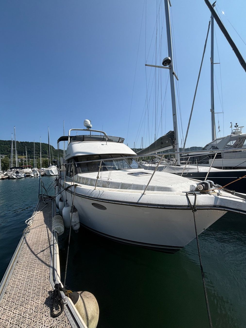 Carver Bateaux: bateau Carver 33' AFT Cabin – D'occasion à Estavayer-le-Lac par poursuitesbroye
