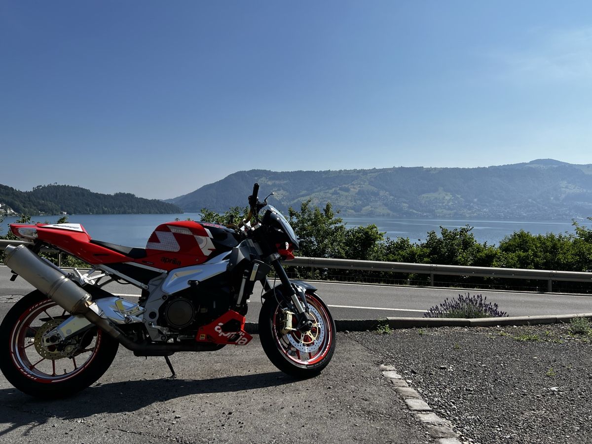 Strada: Aprilia Tuono 1000 rr – Usato da Emmenbrücke venduto da PFBERLIN 5
