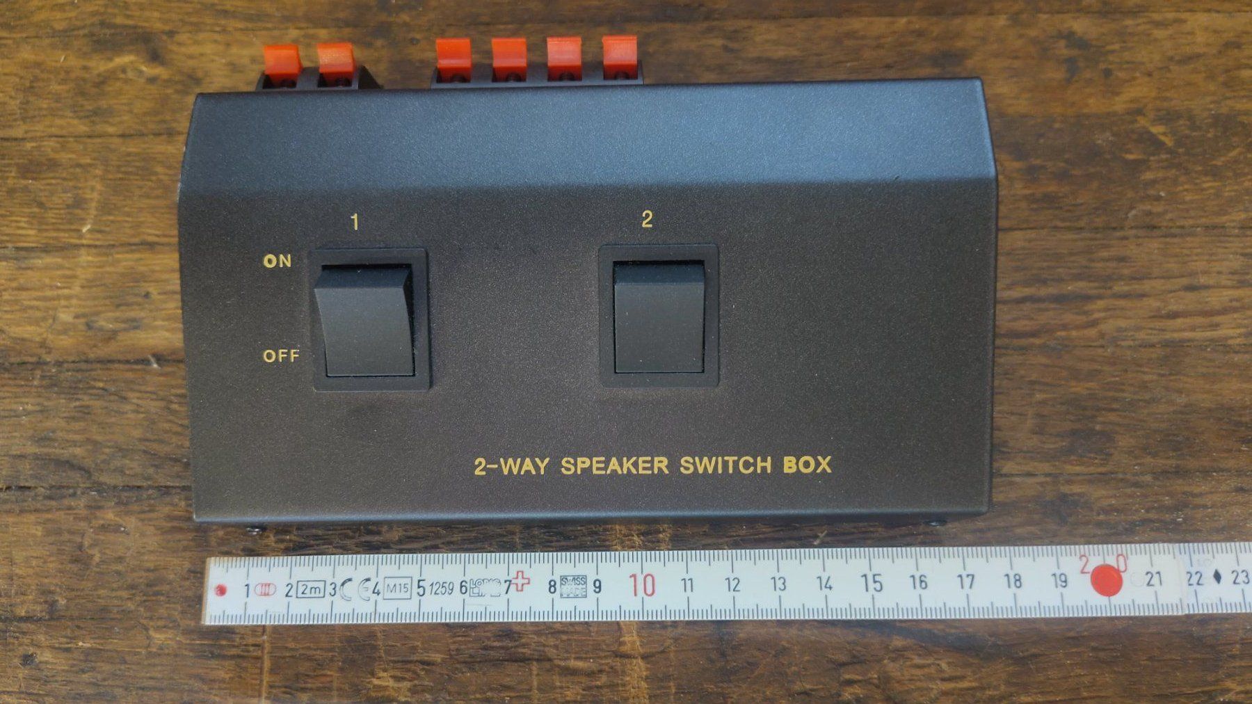 Interruttori: 2-Way Speaker Switch Box – Usato da Birsfelden venduto da Stephan.W