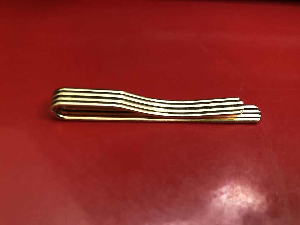 Cravates: Golden Kravattenhalter 5.6x.5 cm – D'occasion à Villnachern par focusride 1