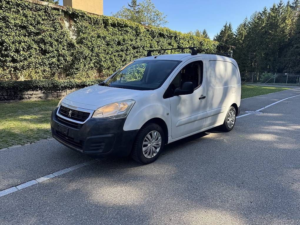 Nutzfahrzeuge: Peugeot Partner 1.6 VTi – Gebraucht aus Samstagern von cla_q2h2