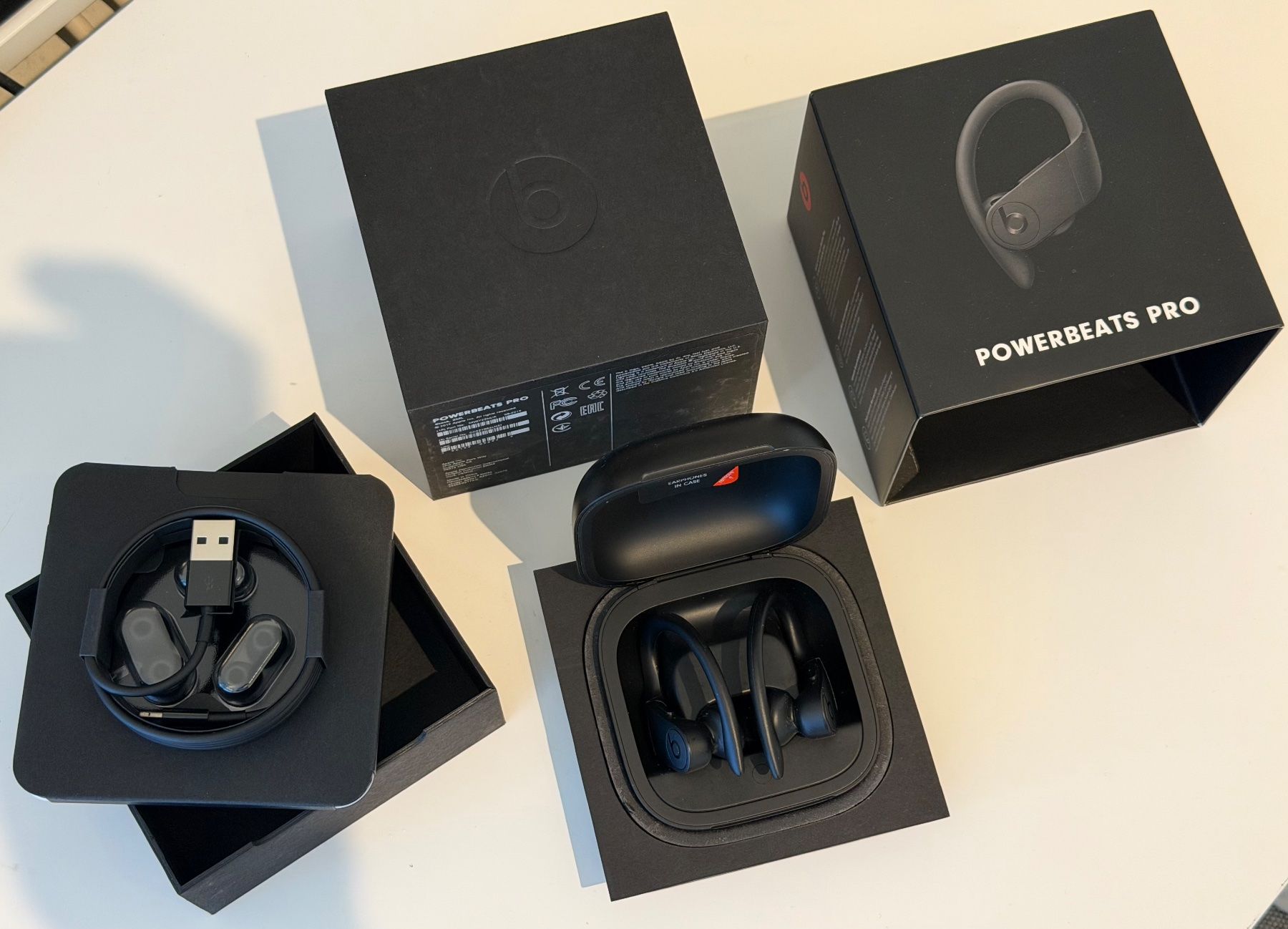 Beats Kopfhörer: Powerbeats Pro Wireless Earbuds Black – Gebraucht aus Unterägeri von jpetters 1