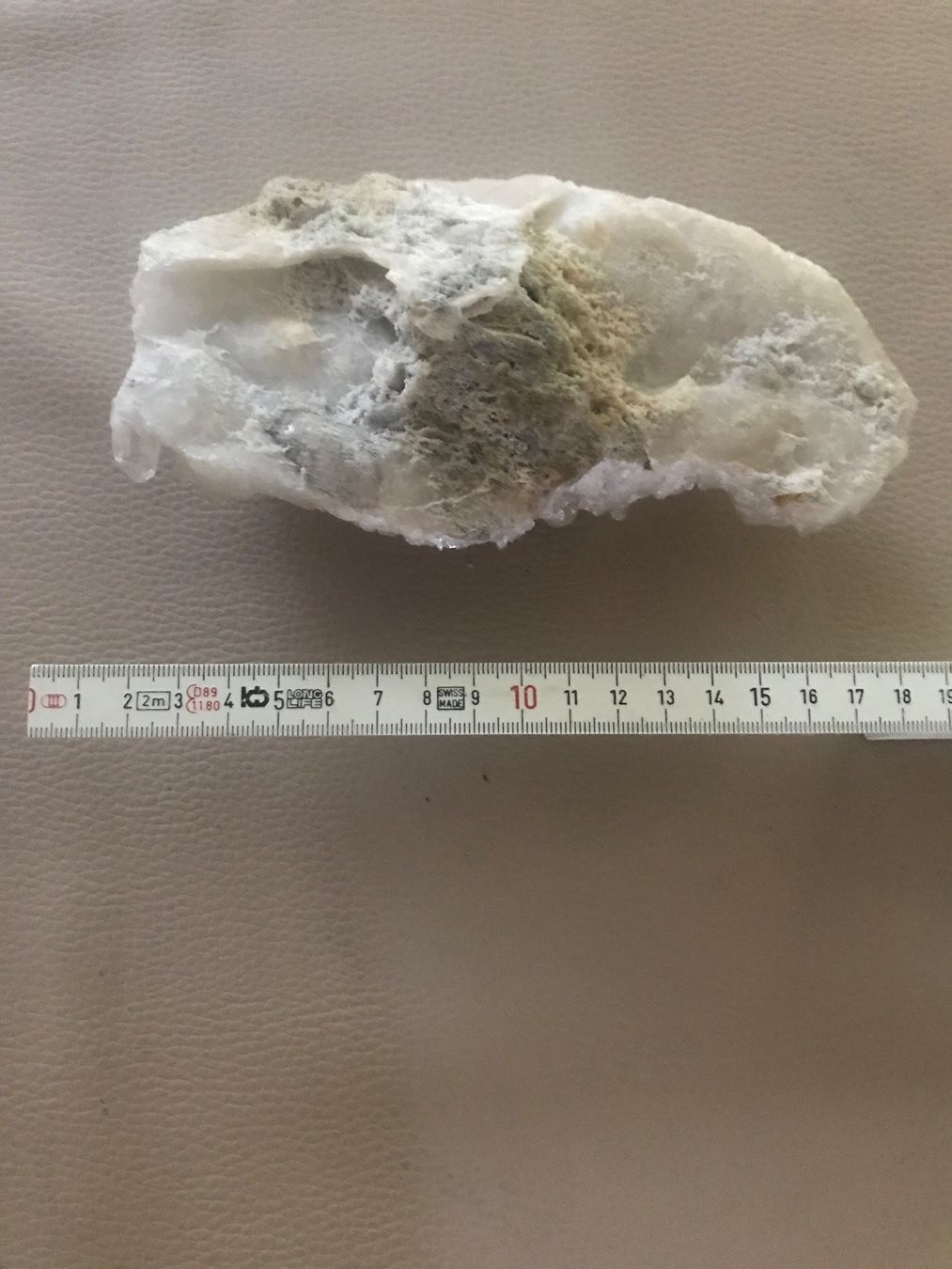 Mineralien & Heilsteine: Kristall Quarz Mineral Schweiz – Gebraucht aus Oberwil BL von elk_wf5x 1