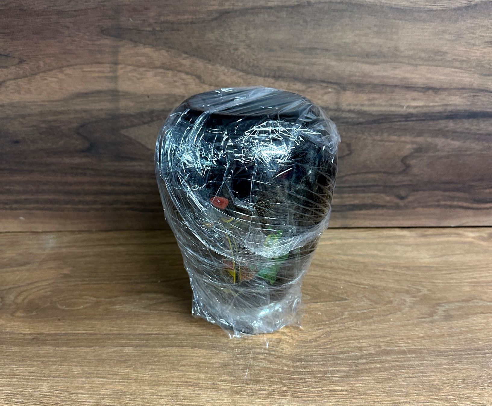 Vasi & Recipienti: Schwarze Glasvase mit Farbdekor – Difettoso da Nussbaumen AG venduto da olitech5415 8