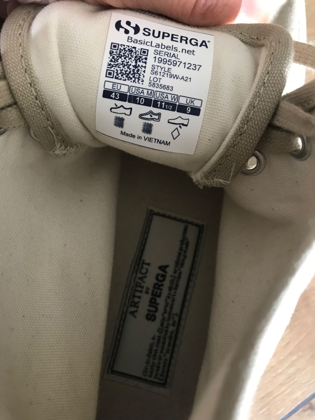 Superga Scarpe da uomo: Superga Sneakers Gr. 43 - wie NEU – Usato da Affoltern am Albis venduto da variablend 4