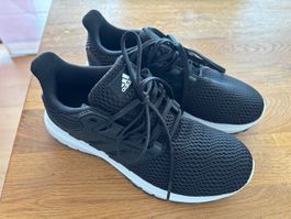 Adidas Laufschuhe Schwarz Gr. 36 neuwertig