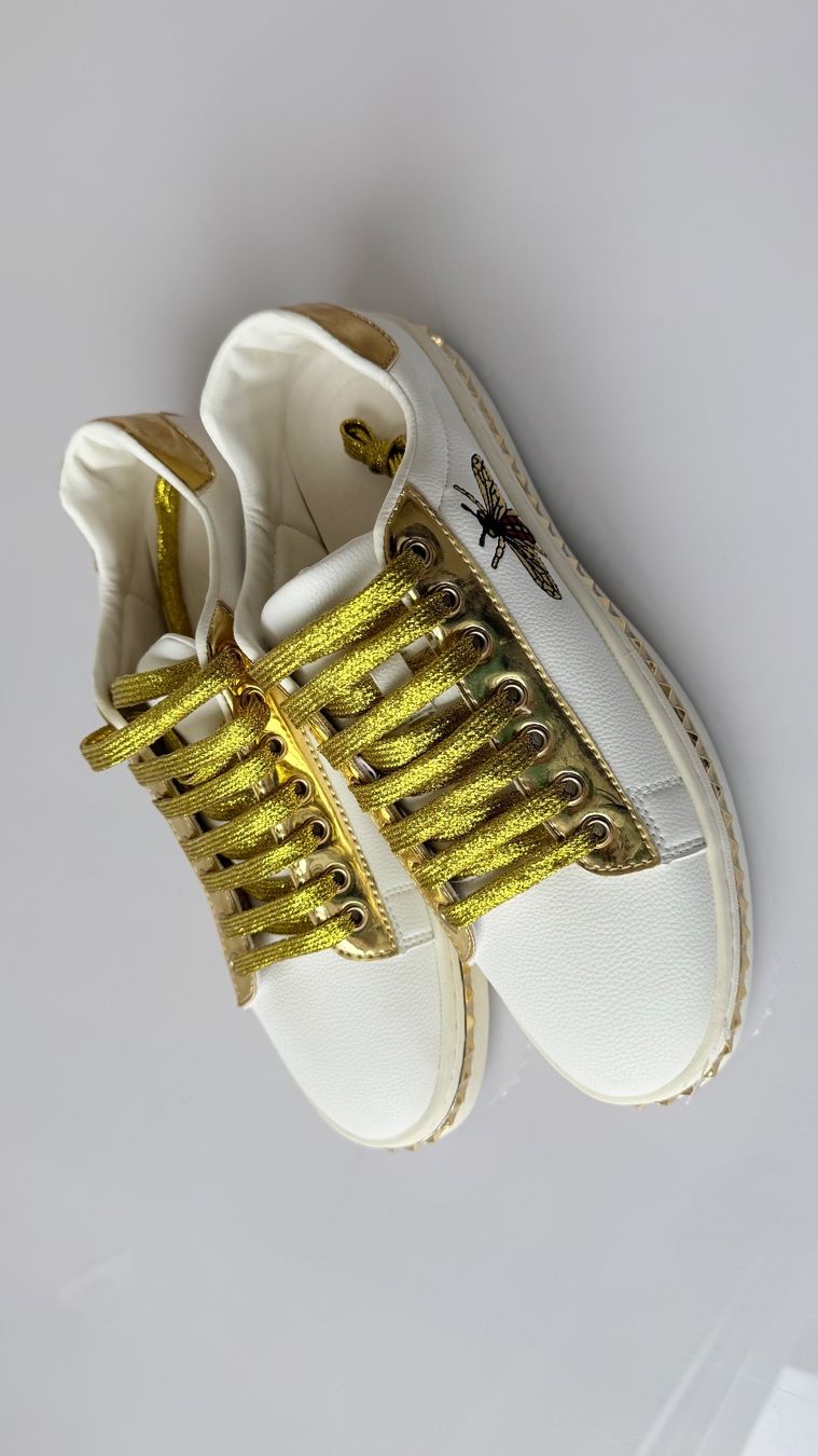 Damenschuhe: Sneakers Gr 41 – Gebraucht aus Jonen von BMWE369