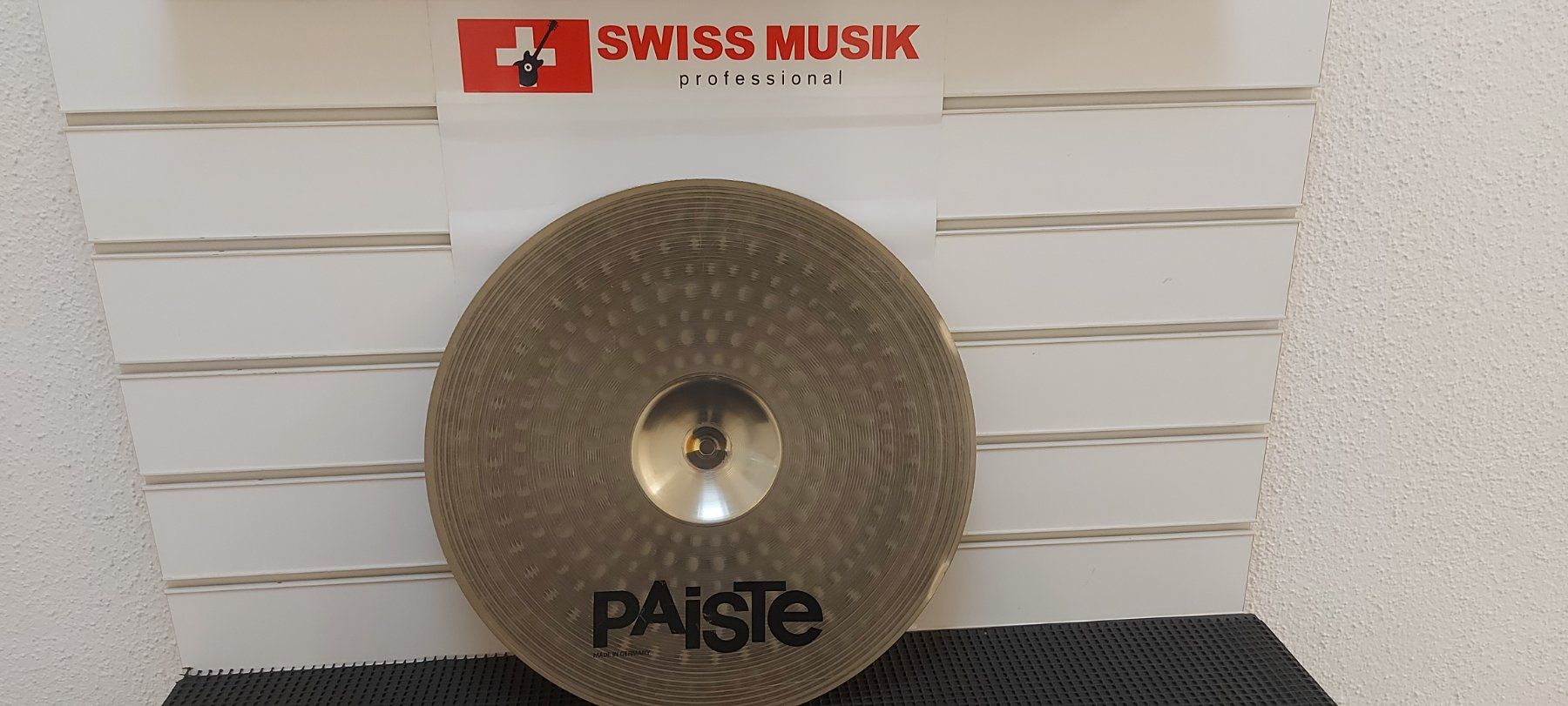 Paiste Strumenti musicali: 18" Crash/Ride Paiste 402 – Usato da Glattbrugg venduto da Swissmusik 2