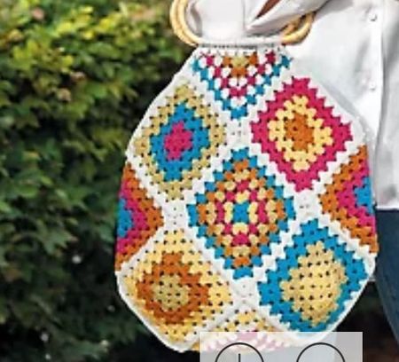 Tasche /// gehäkelte Tasche mit Bambusgriffen