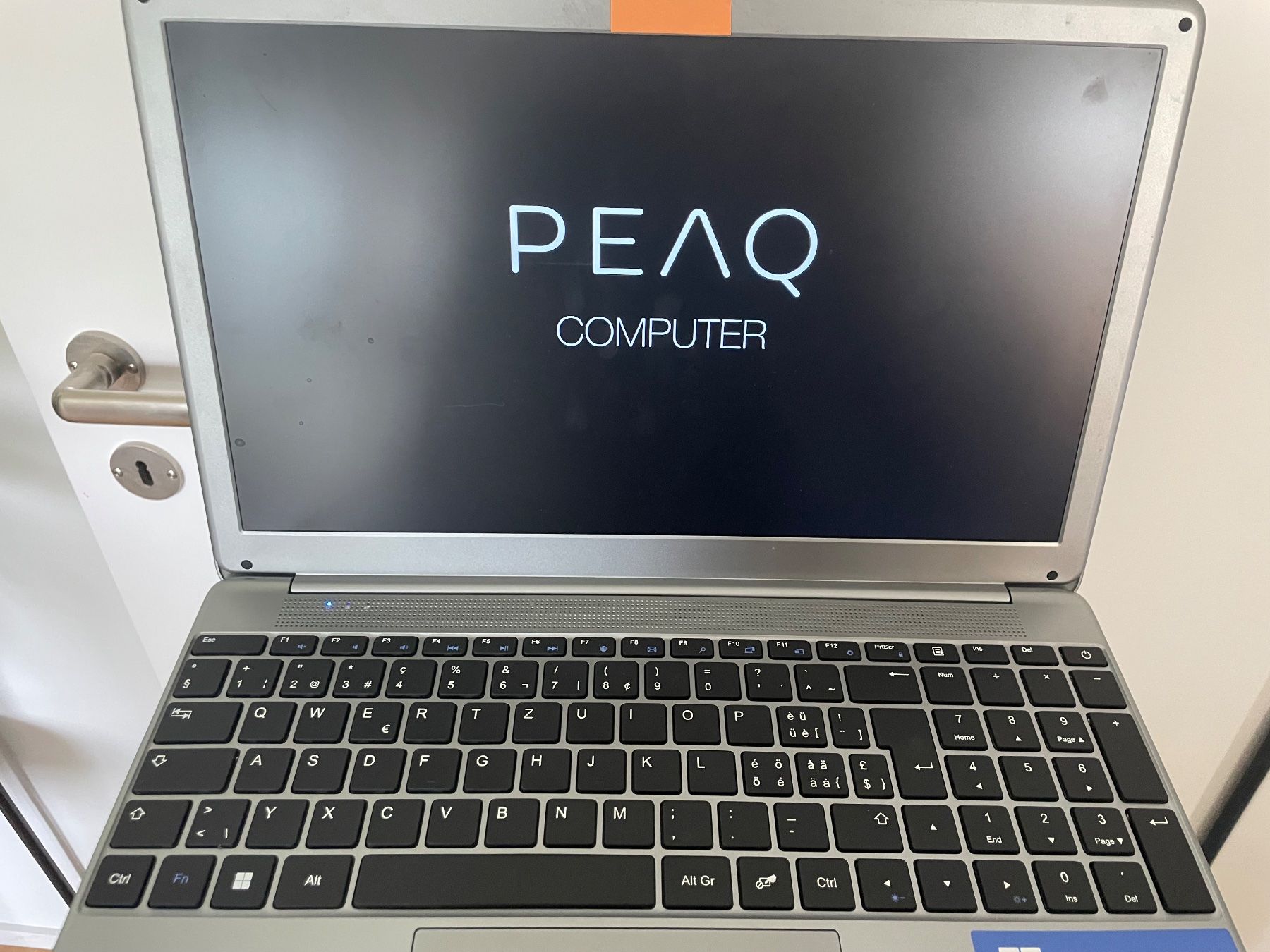 Peaq Portables: Laptop – D'occasion à Winkel par Sarita98 2