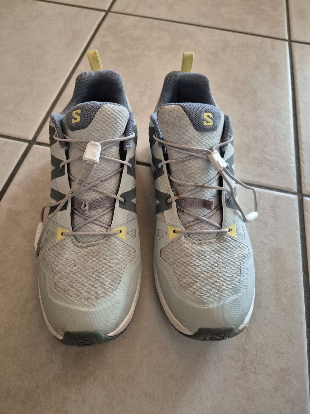 Salomon Schuhe für Mädchen: Salomon Wanderschuh – Neu (gemäss Beschreibung) aus Studen Be von SIGISPIEL