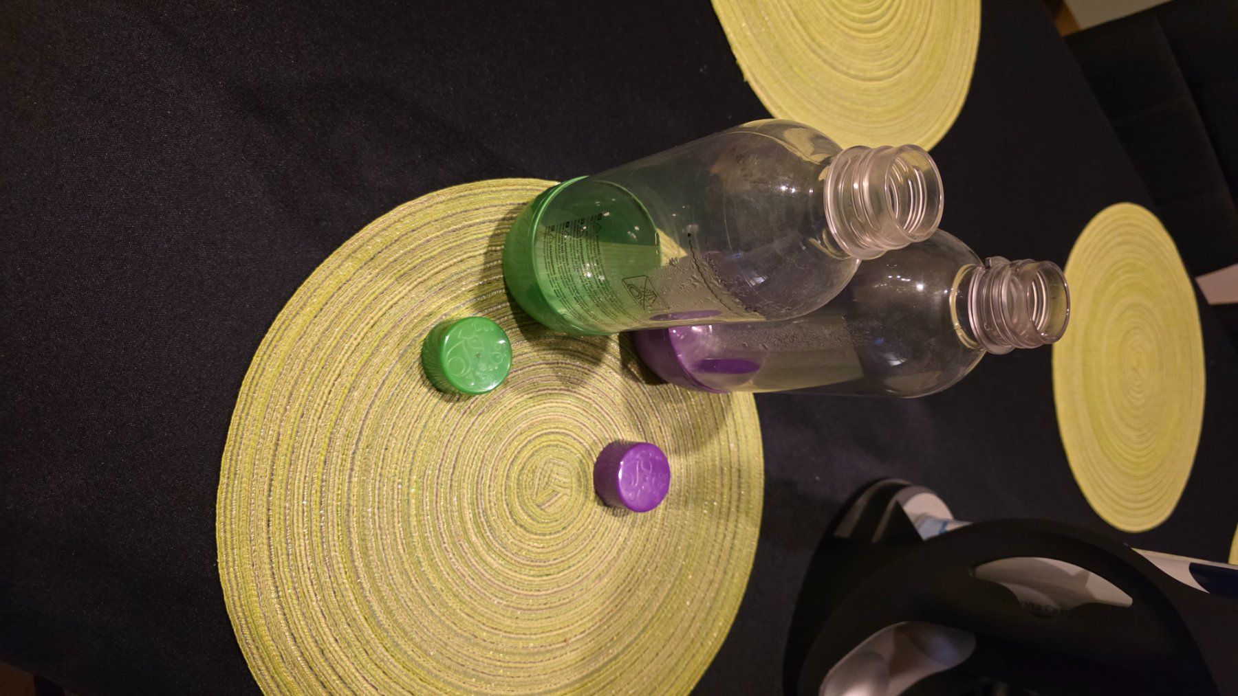SodaStream machine à eau pétillante avec deux bouteilles (Gebraucht) in ...