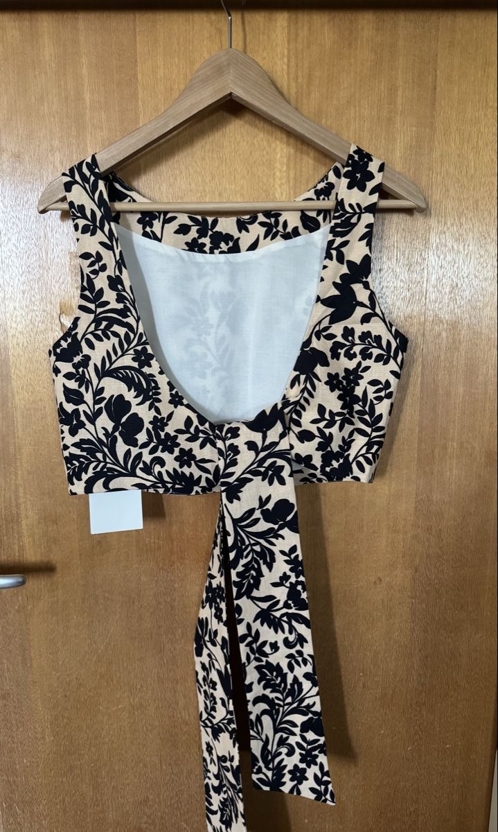 Sezane Top: Top claire de Sézane - t 36 – Nuovo e nell'imballaggio originale da Le Lignon venduto da mae_9hql 1