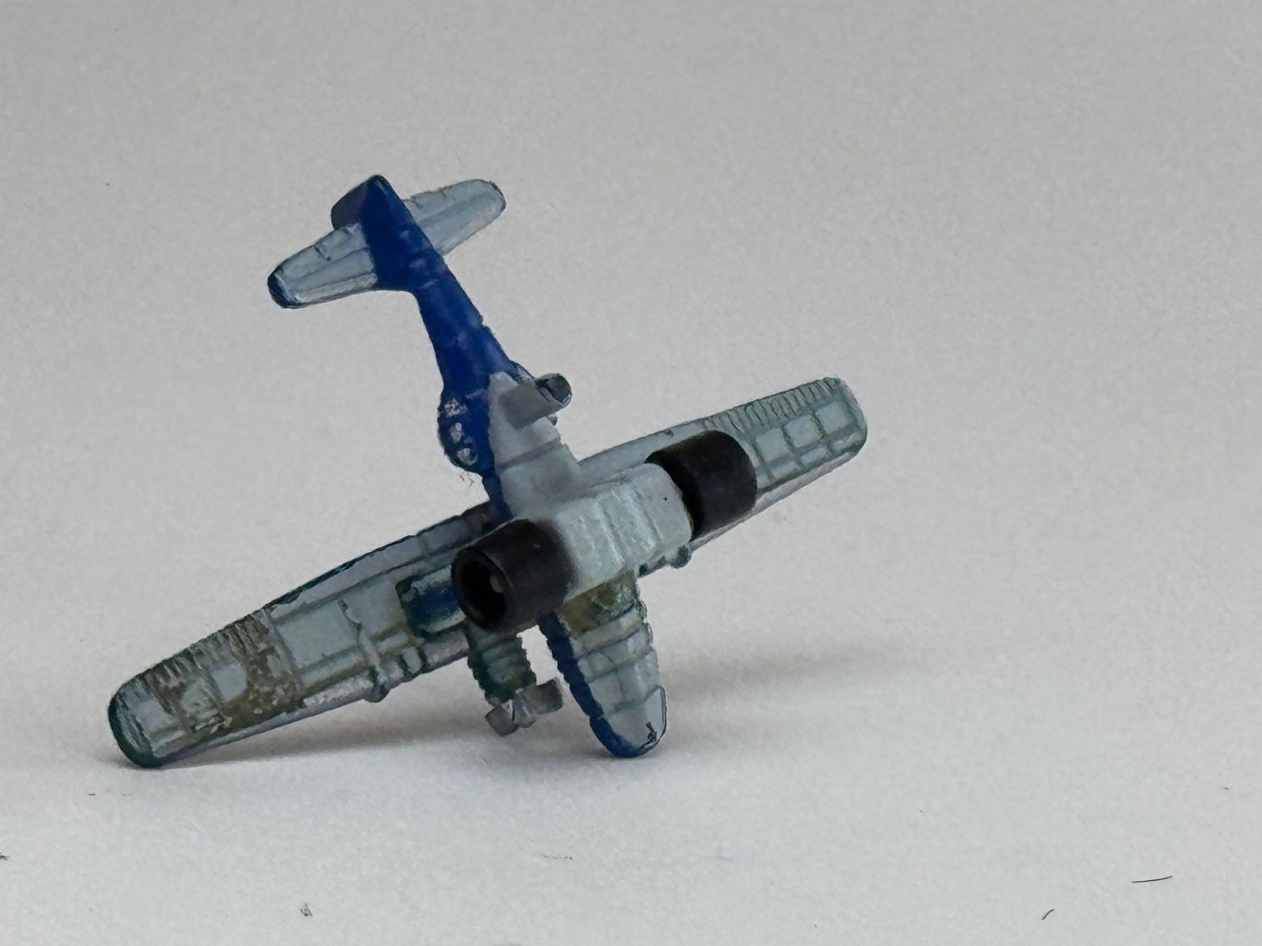 Statuette: GB2- Keines Flugzeug Ü Ei ? – Usato da Elm venduto da Wikmtz 2