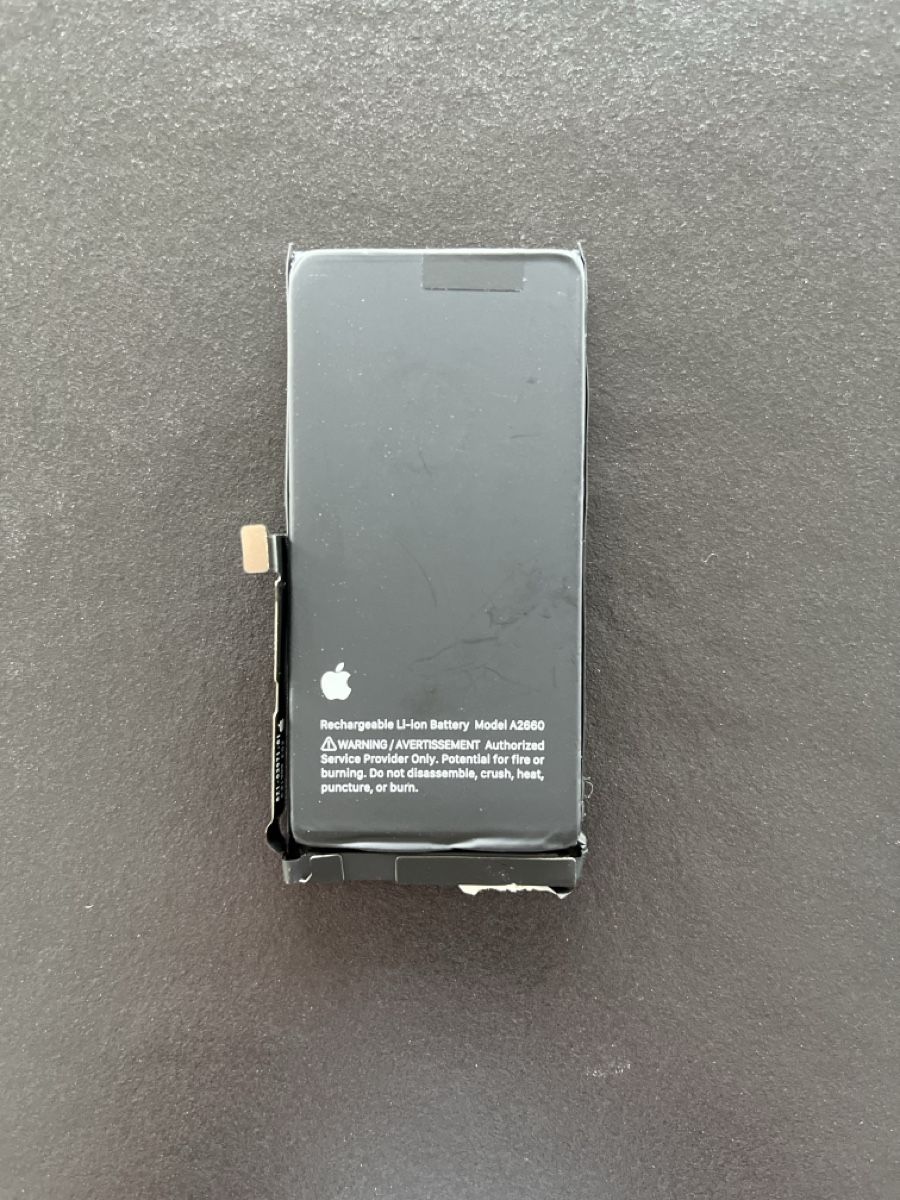 Apple Batterie: Apple iPhone 13 Mini Batterie A2660 – Usato da Bäch SZ venduto da Mastergevin