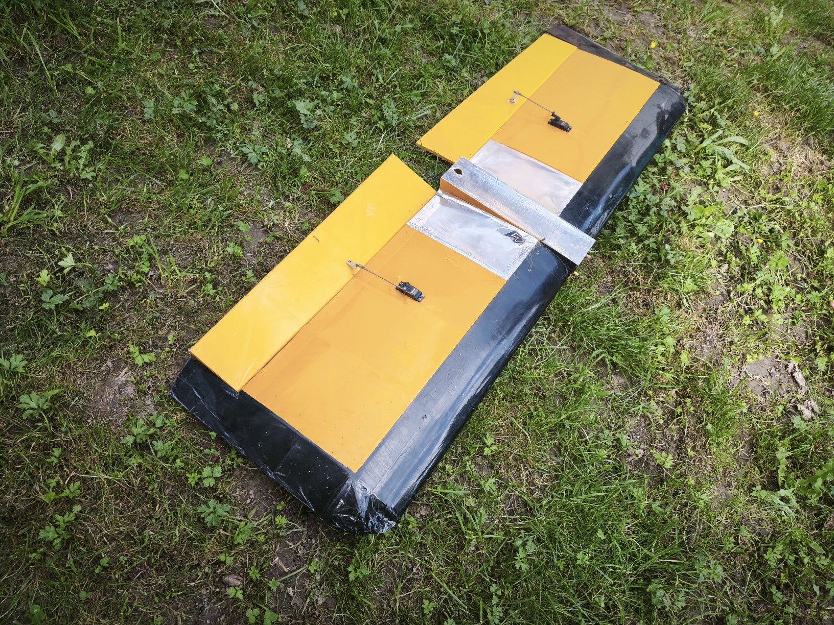 Modellismo RC: Flugzeug Benzin Profi, OS 4 takt – Usato da Gontenschwil venduto da Jeepli1970 2