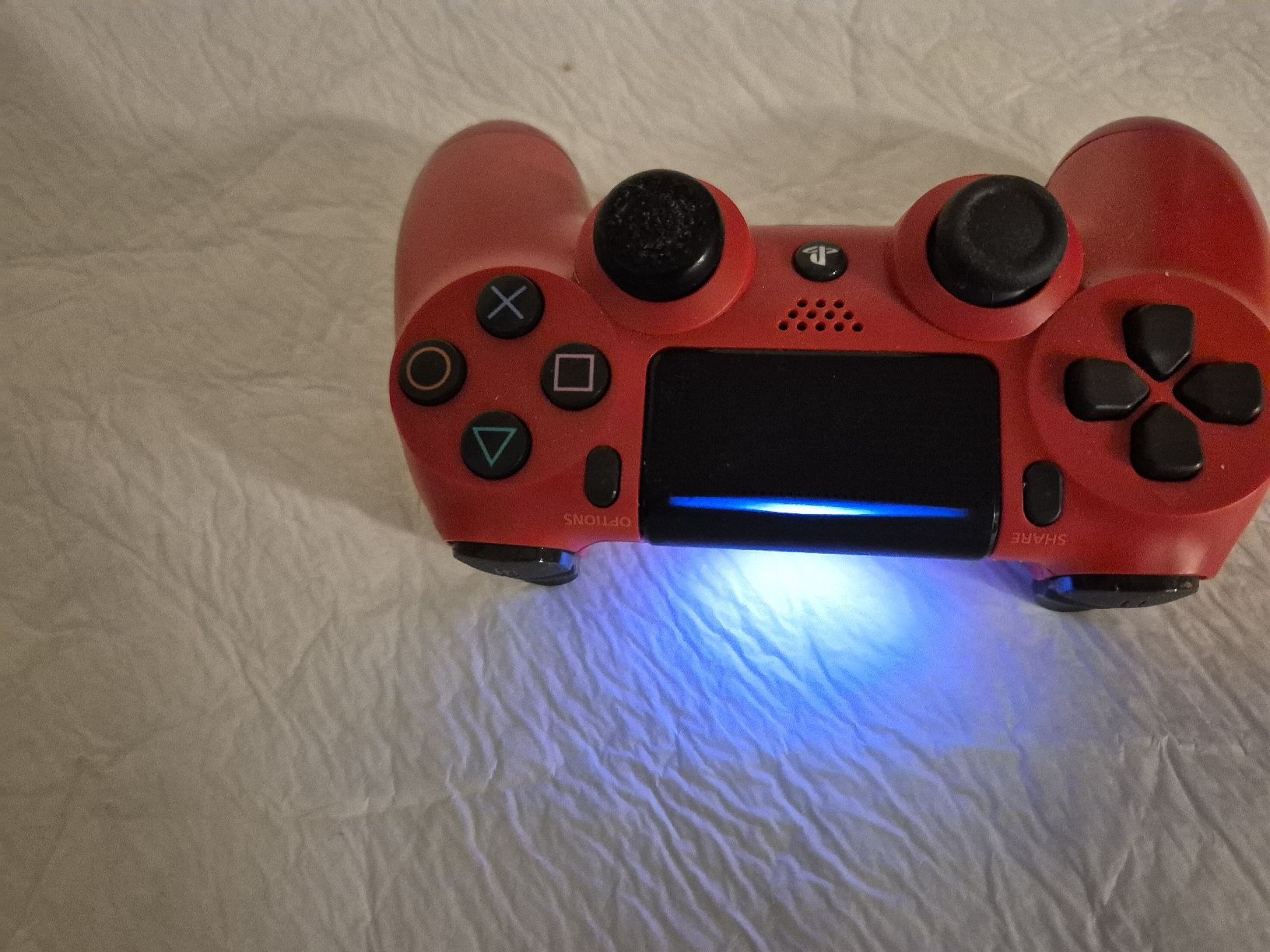 Controller: Sony PlayStation 4  Controller rot gebraucht – Usato da Füllinsdorf venduto da Piter1893 3