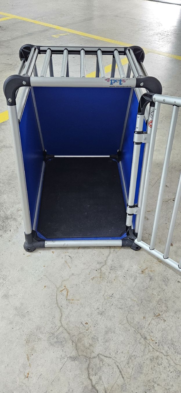 4pets Gabbie, trasporto & Sicurezza: 4pets Hundebox Jesse James – Nuovo (secondo la descrizione) da Hochdorf venduto da Berry005 2