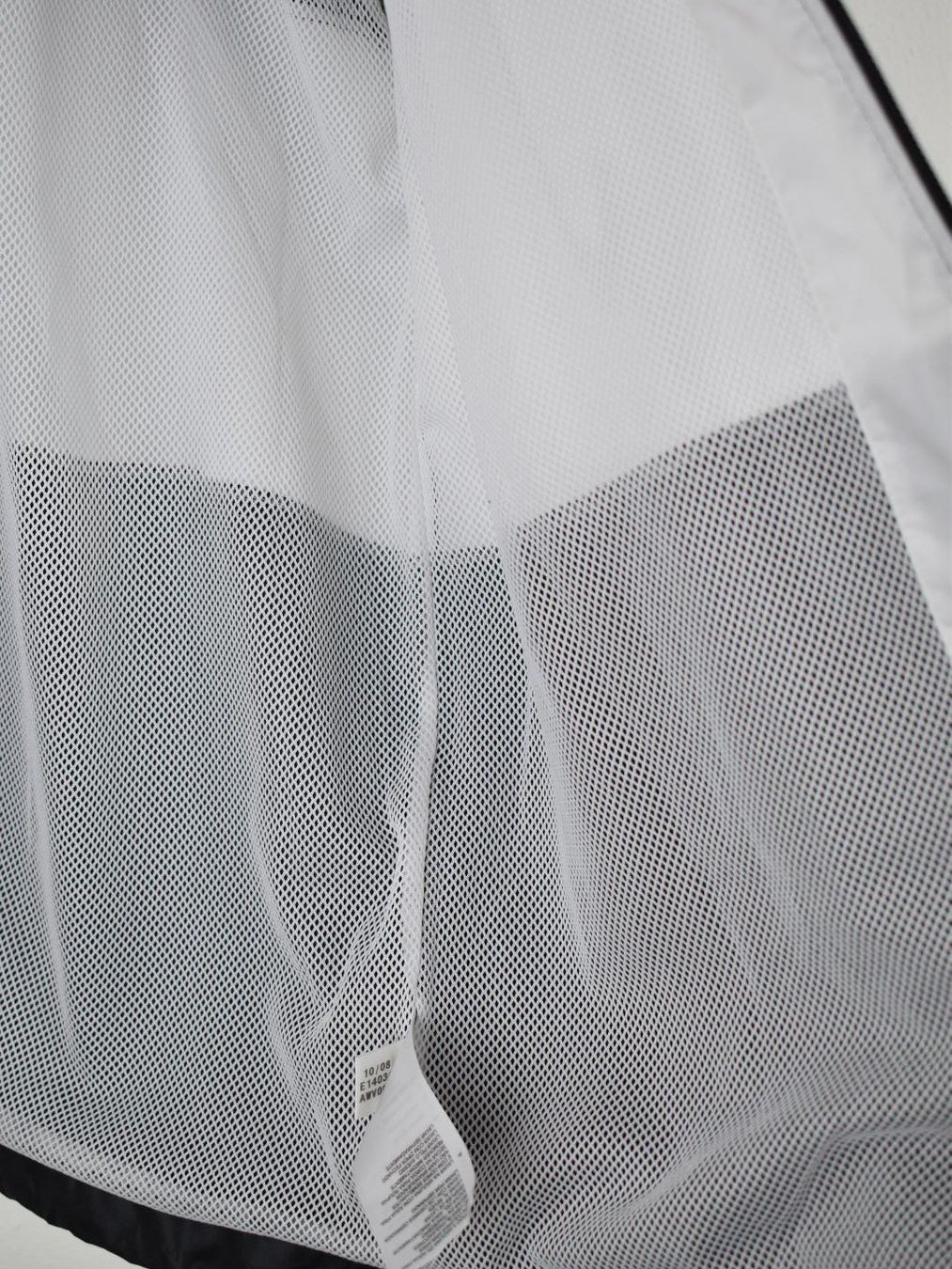 Adidas Jacken: Adidas Windjacke Gr.M, neuwertig – Neu (gemäss Beschreibung) aus Nürensdorf von 2ND_STORY 7