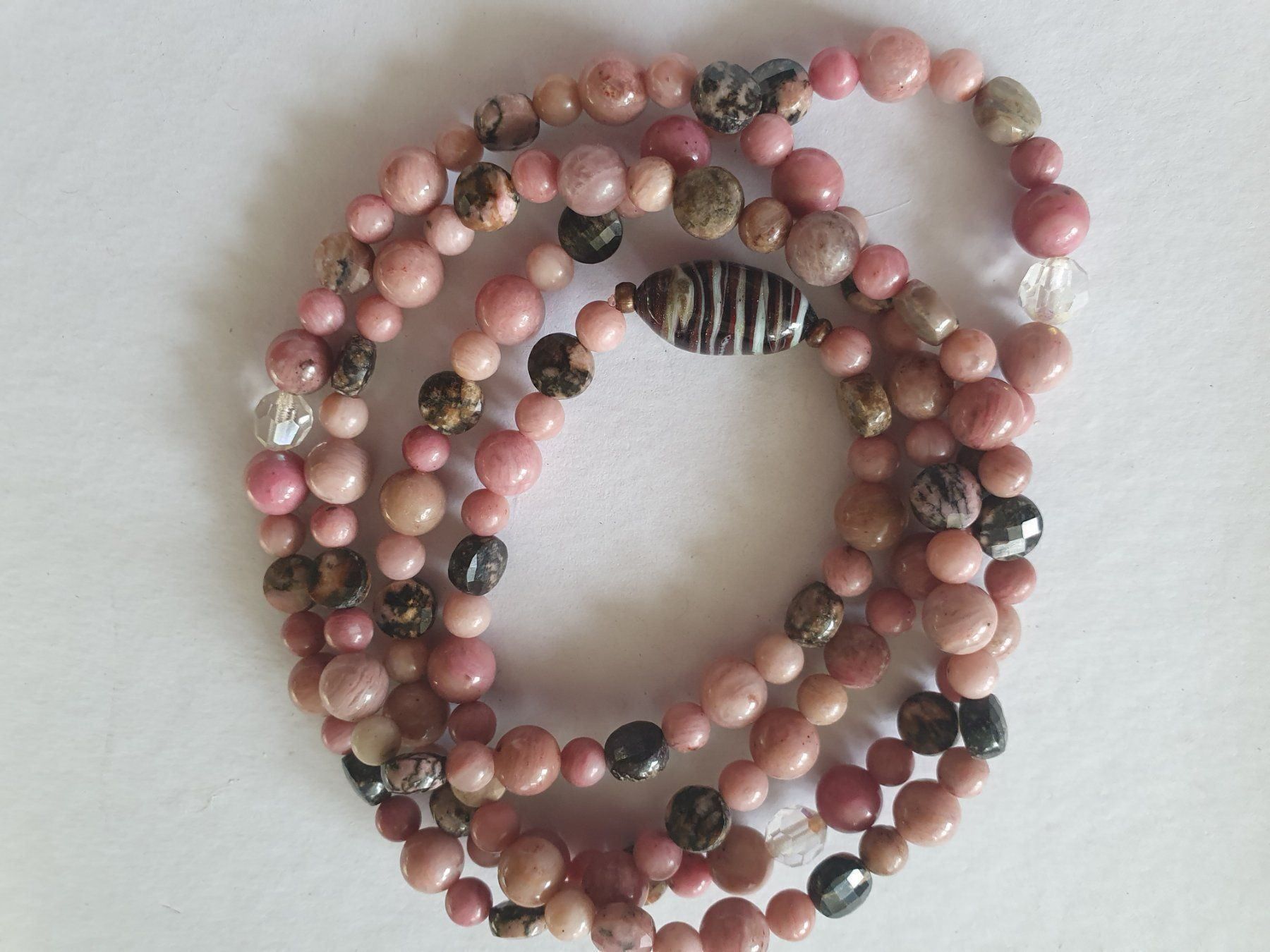 Catenine: Lang Kette. Rhodochrosite mit Rhodonit – Nuovo (secondo la descrizione) da Benglen venduto da Meercat3 1