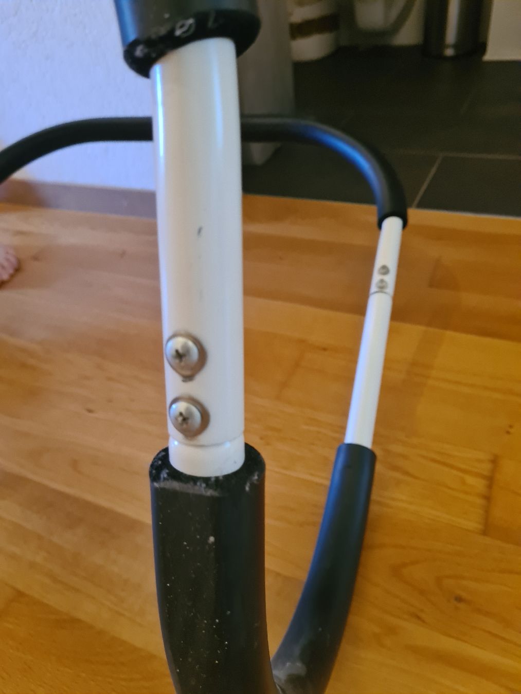 Vélos d'appartement: Bauchtrainer / Sit Up Trainer – D'occasion à Büsserach par JoHa92 1