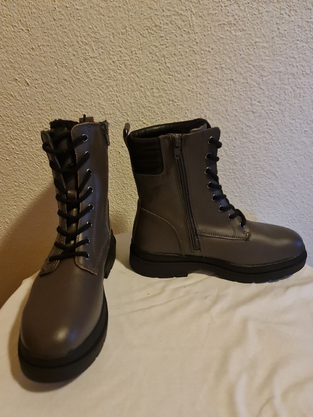 Damenschuhe: Robuste Winterstiefel,  Grösse 39 – Neu und originalverpackt aus triengen von fad_g29d 6
