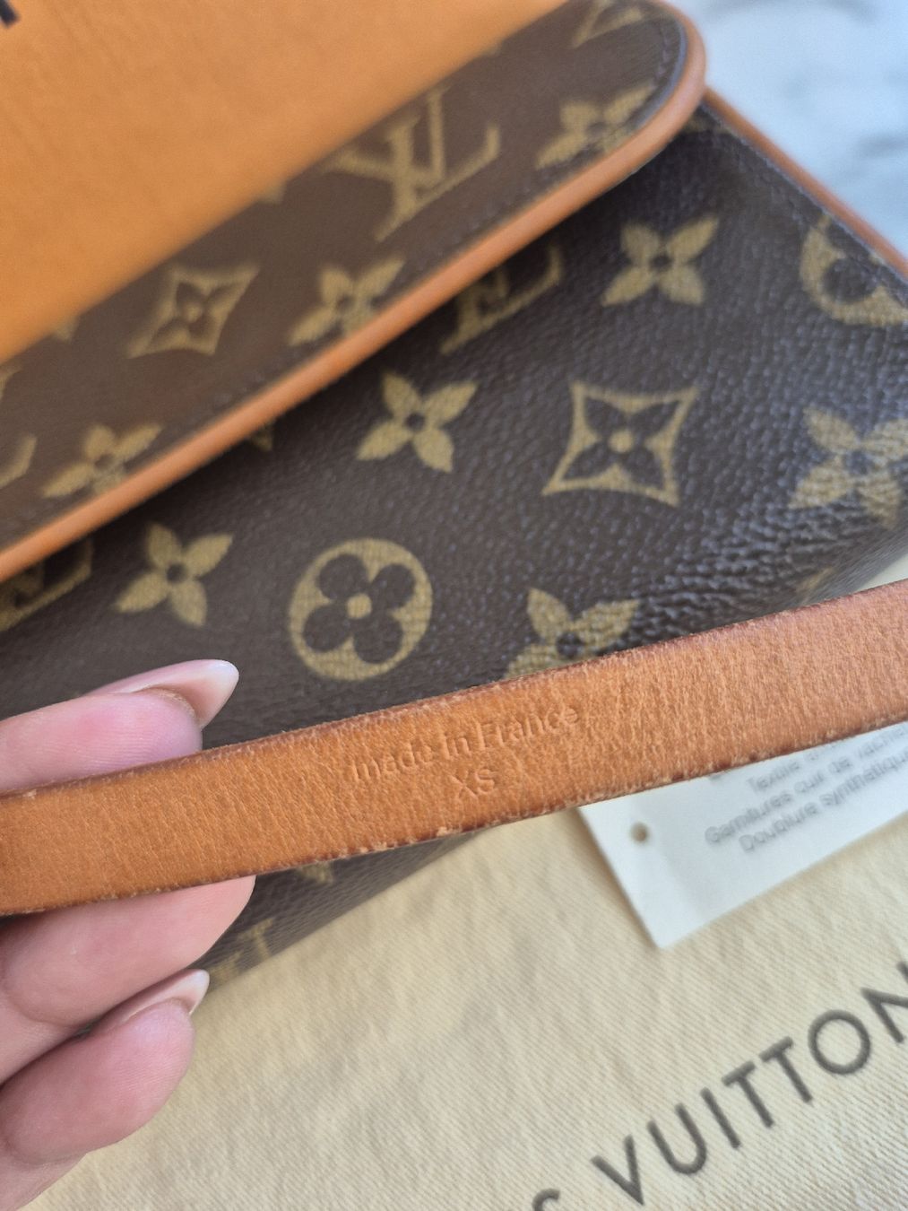 Louis Vuitton Taschen für Damen: Louis Vuitton Pochette Florentine XS – Gebraucht aus Weisslingen von Airgate 7