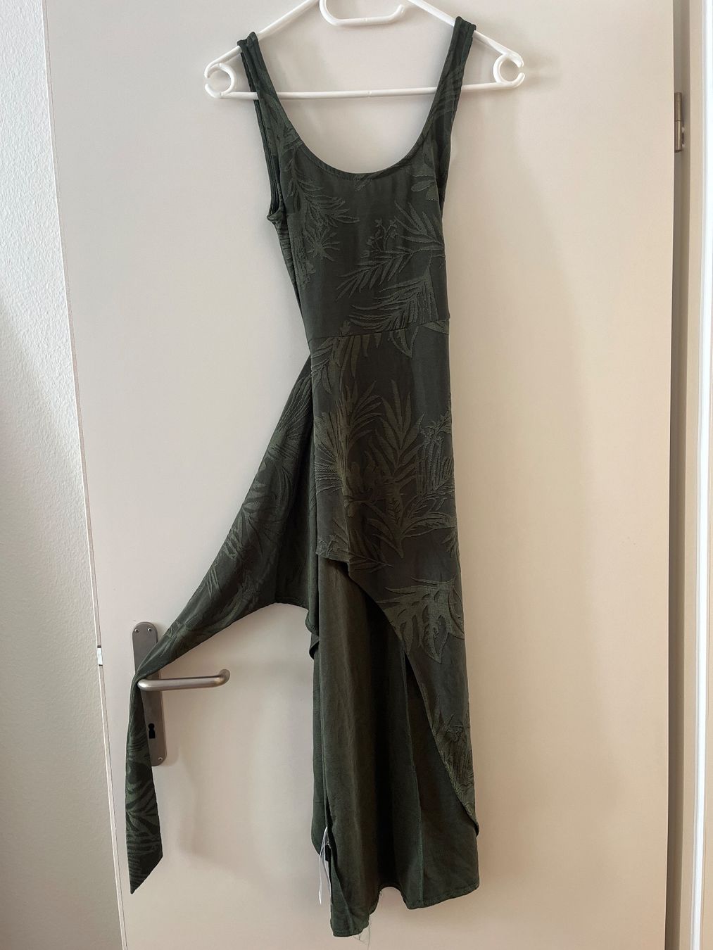 Mango Robes: Freizeitkleid Mango – Neuf (Voir description) à Zürich par rac_t7z9 2
